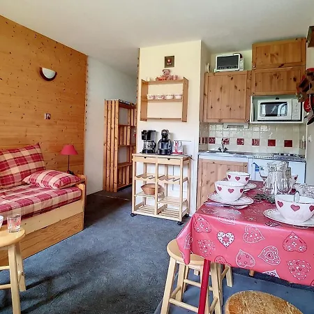 4 Pers. Proche Pistes Avec Balcon Et Parking - Fr-1-344-863 *